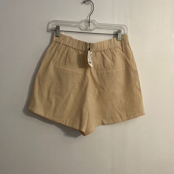 Zara shorts w/front pockets, size Medium - Picture 2 of 3